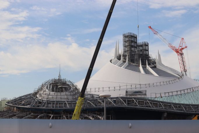 Progressi su Space Mountain a Dicembre 2025